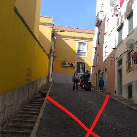 Very Sunny With Large Balcony 3rd Floor Daire *