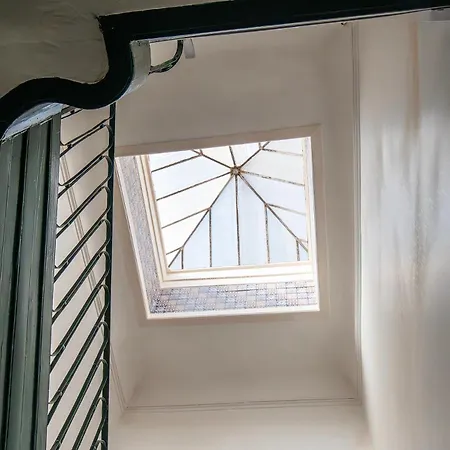 Apartment Very Sunny With Large Balcony 3rd Floor