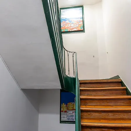 Daire Very Sunny With Large Balcony 3rd Floor *